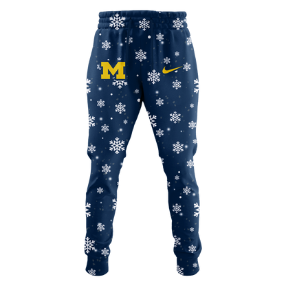 Limited Edition Michigan Ice Hockey Peanuts Holiday Speciality Sweatshirt 2024